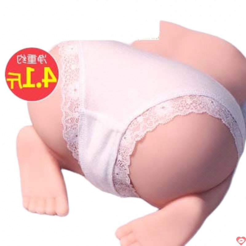 Sextoy mông quỳ quyến rũ Maria