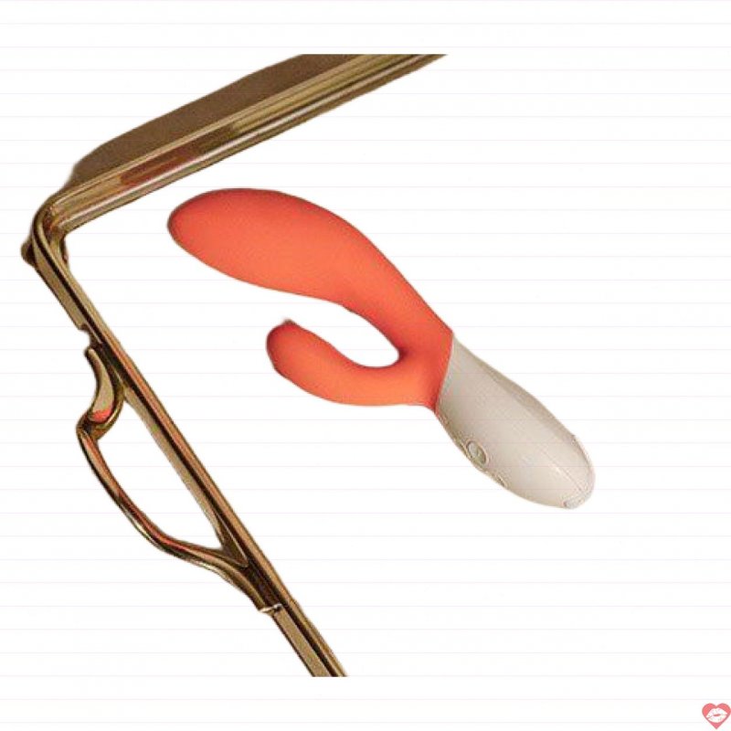 Dụng cụ massage điểm G và âm vật Lelo Ina 3