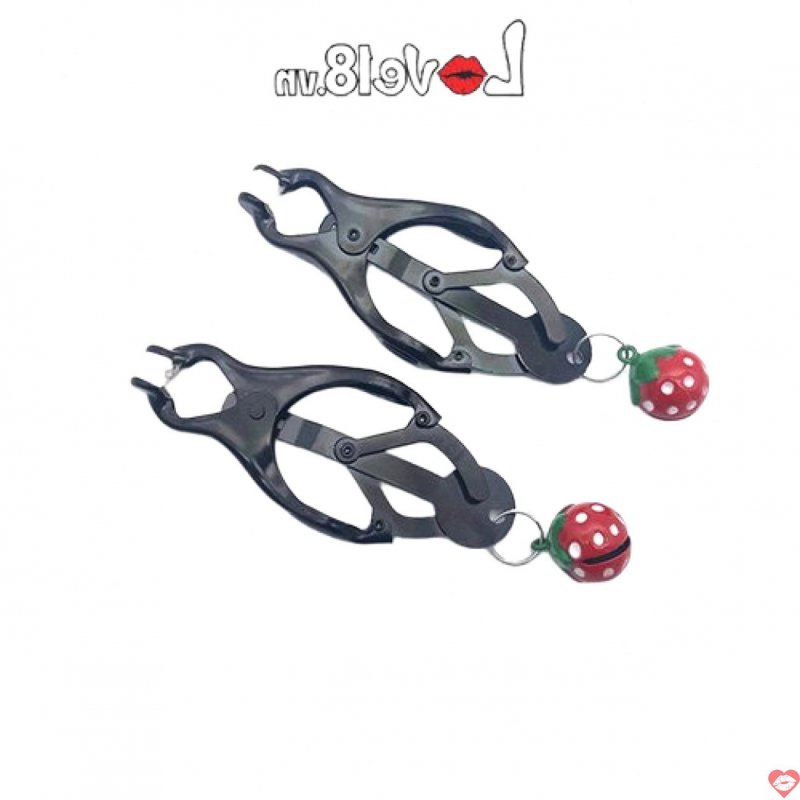 Bộ kẹp nhũ hoa có lục lạc trái dâu dễ thương