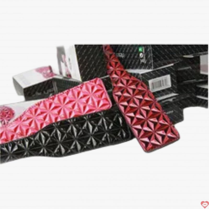 Với dụng cụ BDSM roi quất mông sẽ làm cho Sub hạnh phúc và lên đỉnh dễ dàng