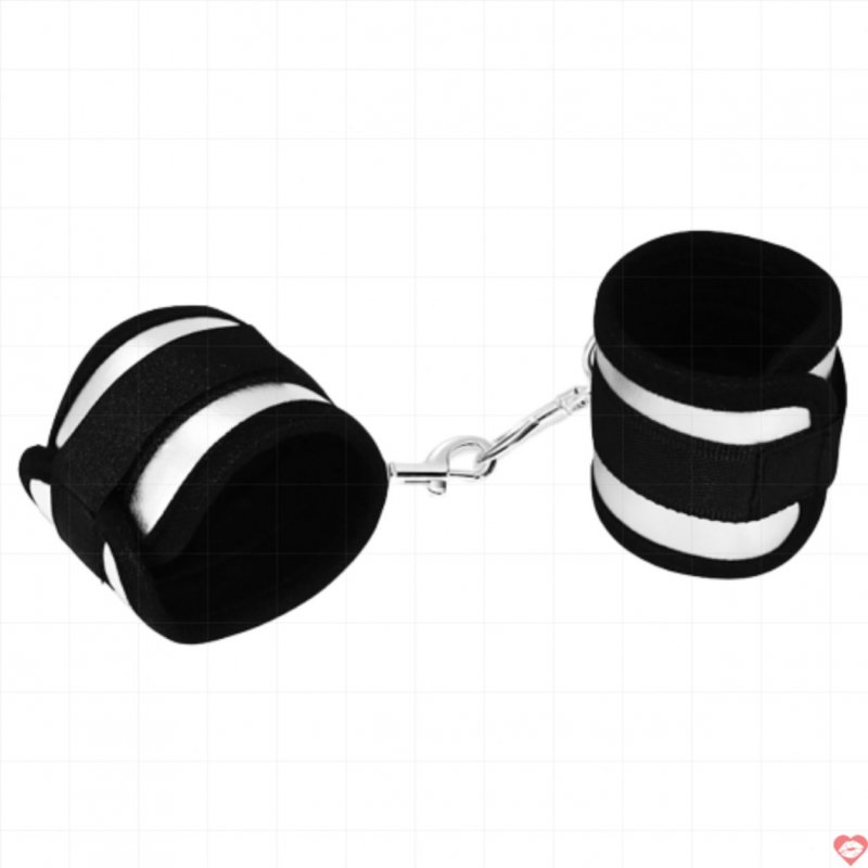 Bộ Còng tay Lovetoy mềm mại